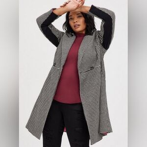 Wool Fit and Flare Torrid Houndstooth Coat size 1